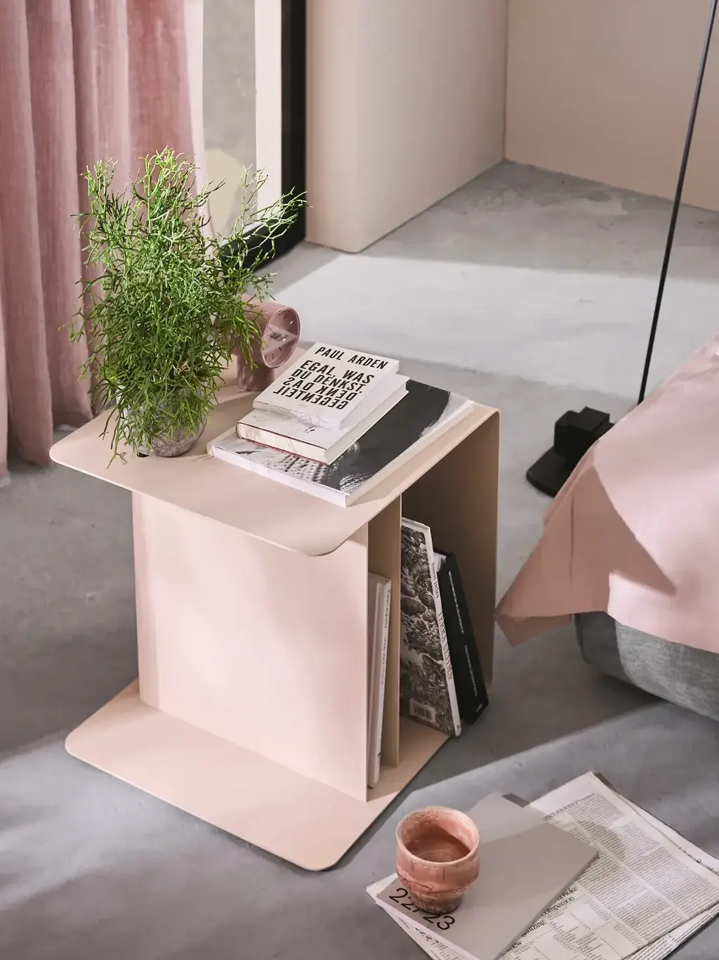 Möller Design Beistelltisch BEND